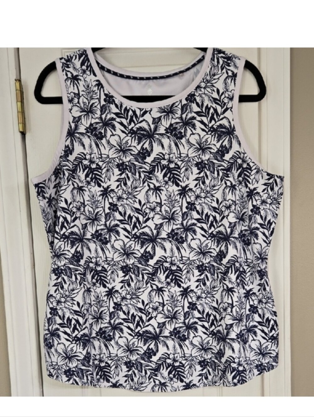 Tommy Bahama Island Zon Women's Tropical White & Navy FloralTank Top XL
